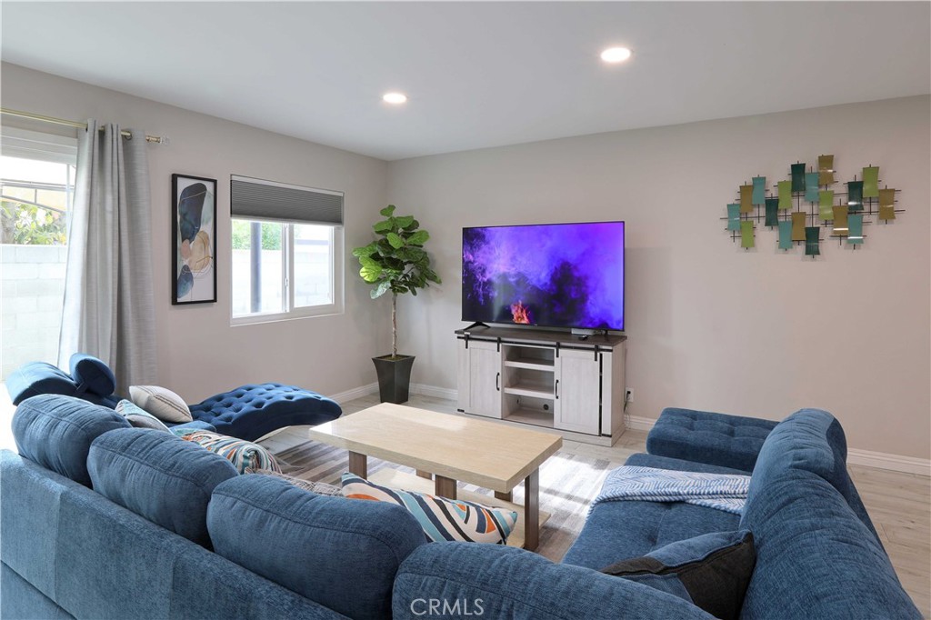 6548 Sequoia Drive
