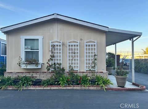 1660 Whittier Avenue 17 Costa Mesa CA 92627