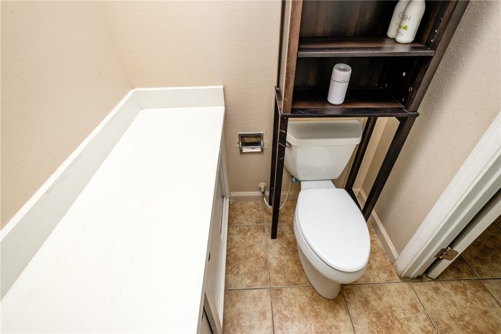 listing image 130729012663305243743