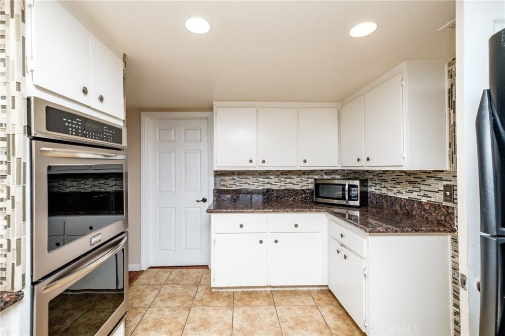 listing image 130723338418638888152