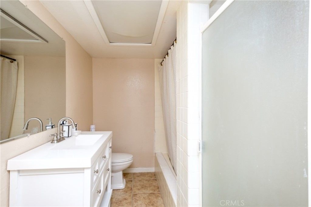 listing image 130723258352854941152