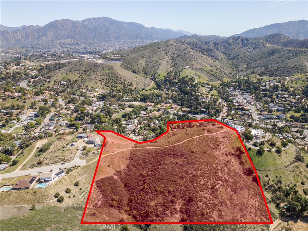 Properties 4 10131 Johanna Avenue