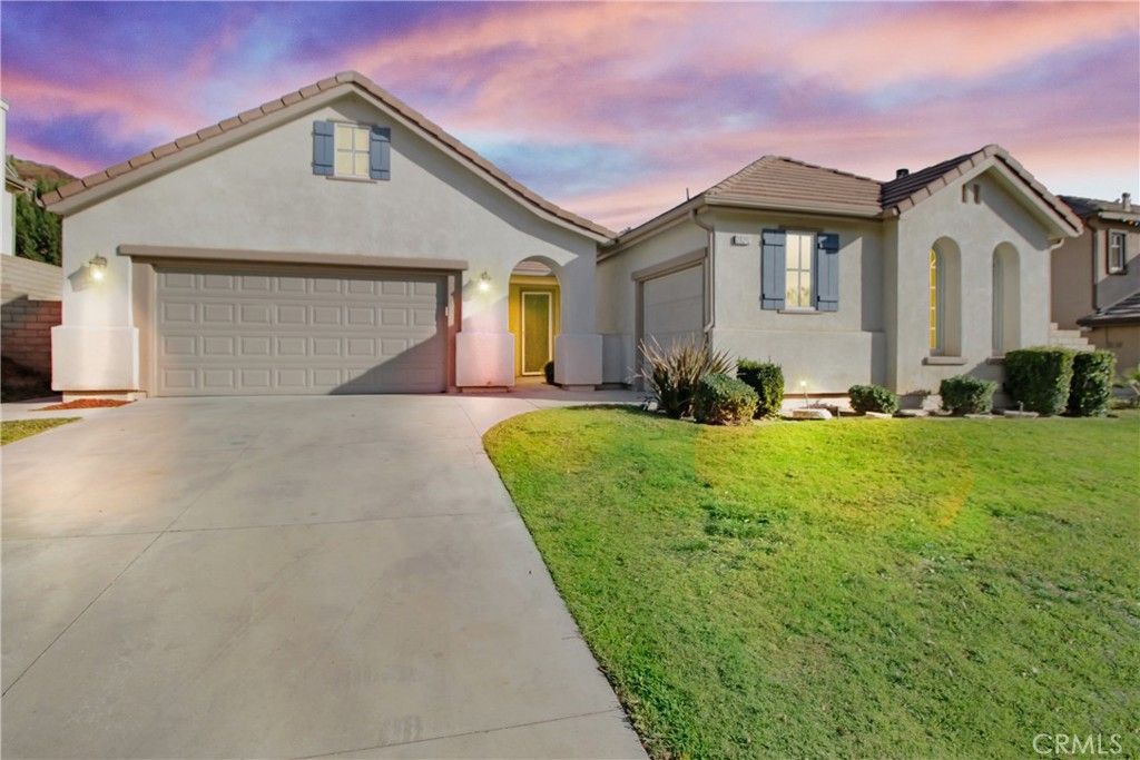 listing image 0