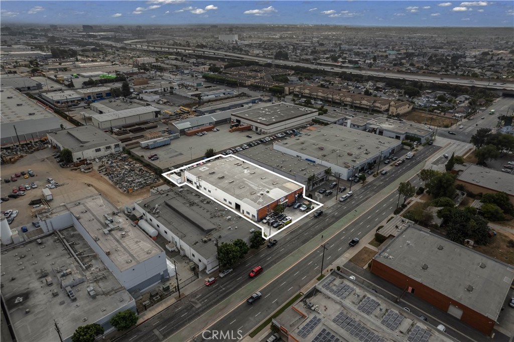 400 W Alondra Boulevard