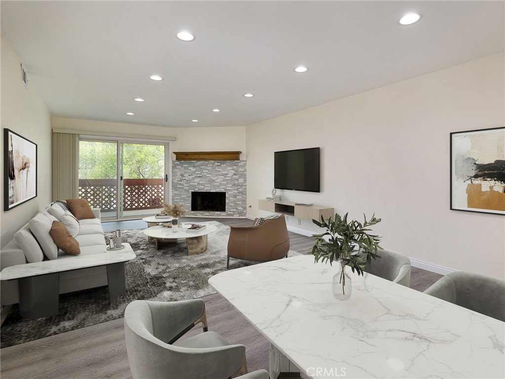 950 Main Street 203