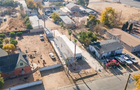 A home in Lake Elsinore