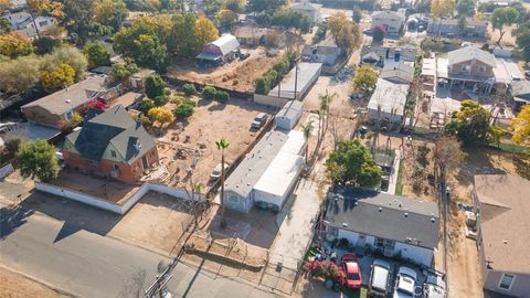 A home in Lake Elsinore