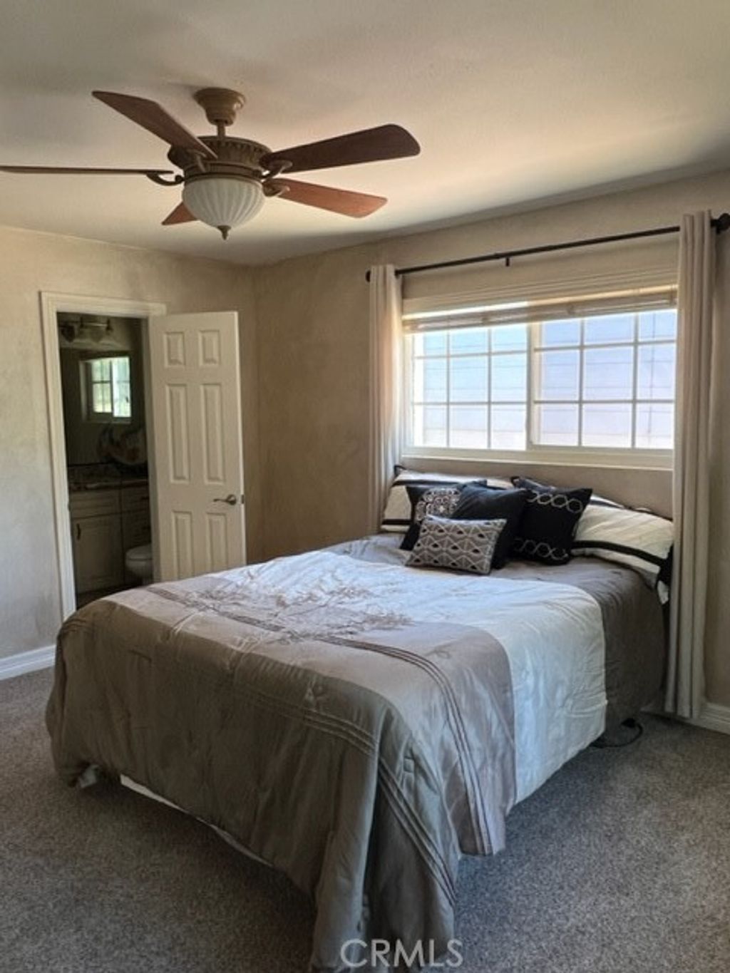 listing image 130722102643522920913