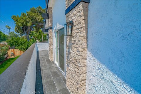 A home in Reseda