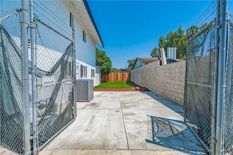 A home in Reseda