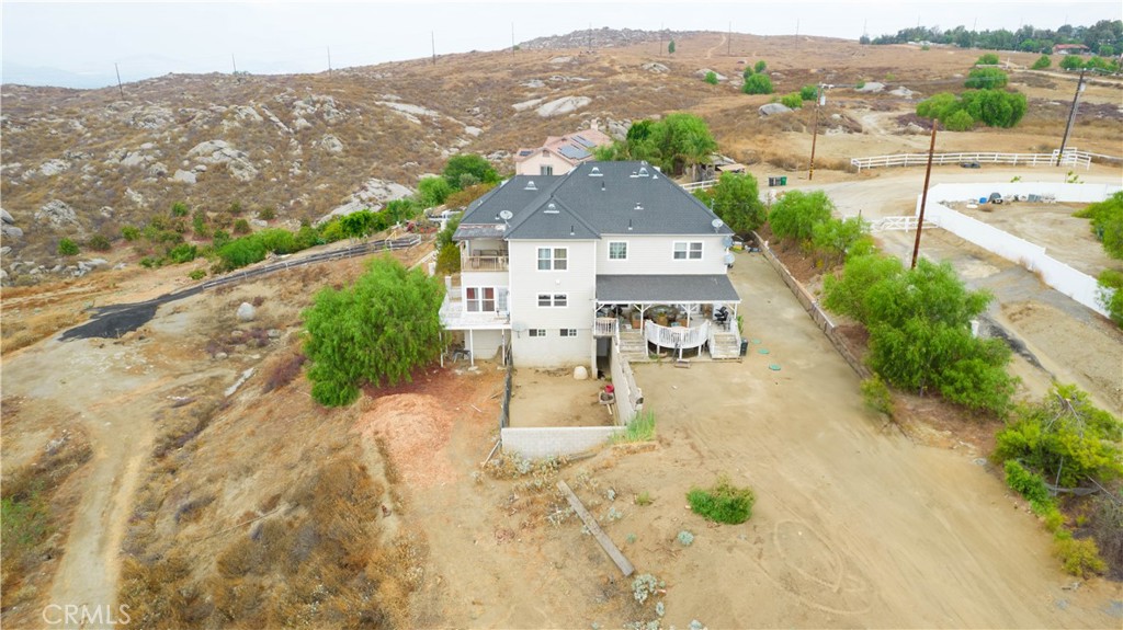 17525 Country Manor Lane