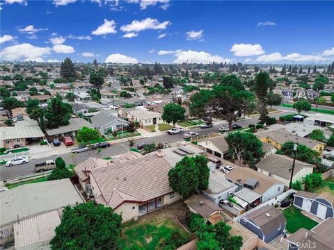 A home in Paramount