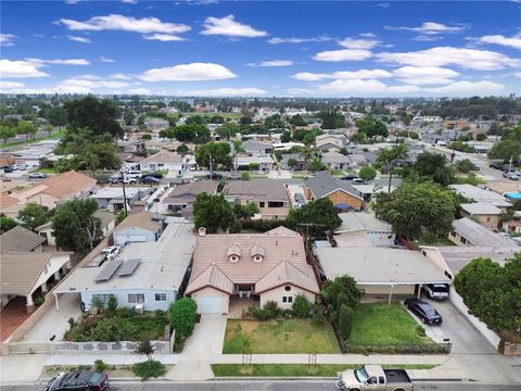 A home in Paramount