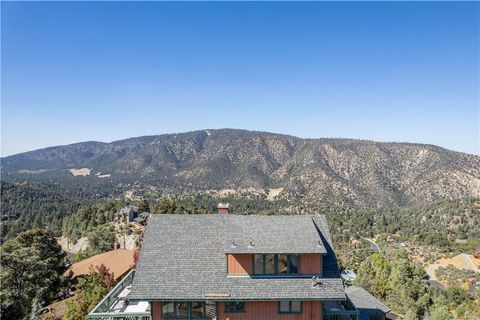 A home in Pine Mountain Club