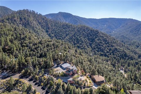 A home in Pine Mountain Club