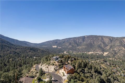 A home in Pine Mountain Club