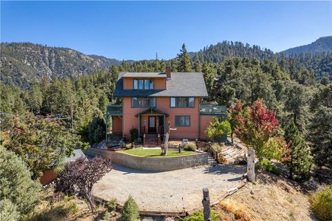 A home in Pine Mountain Club