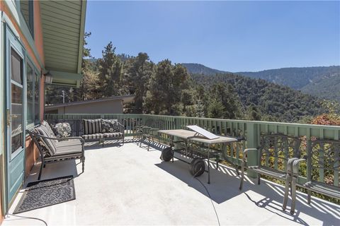 A home in Pine Mountain Club