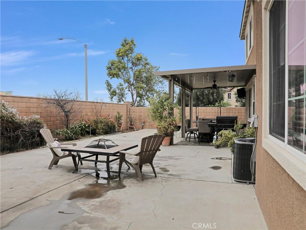 listing image 44