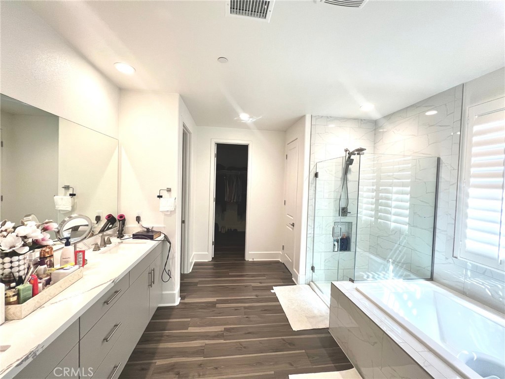 30339 Roebuck Court