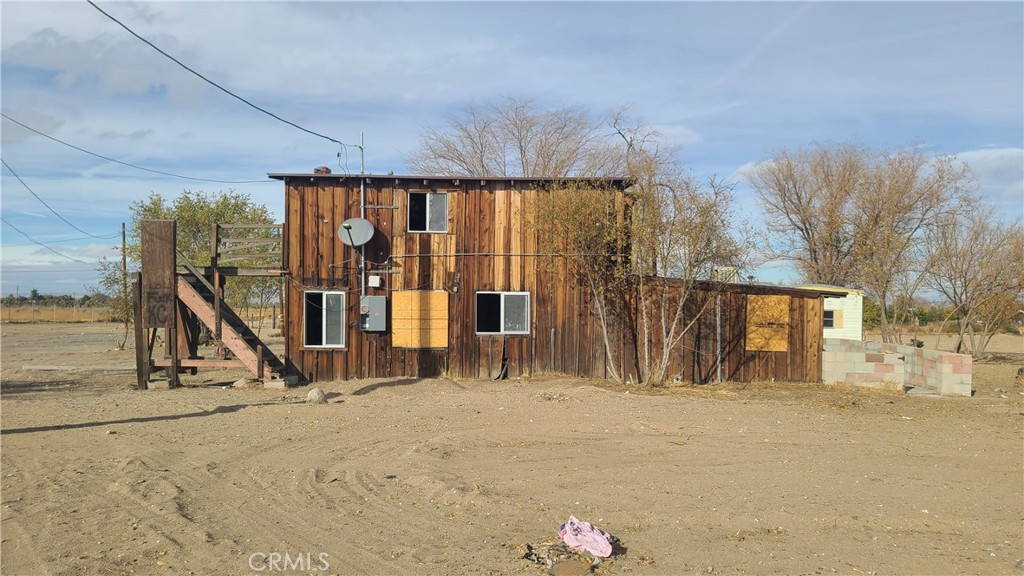 4283 4285 Smoke Tree Road