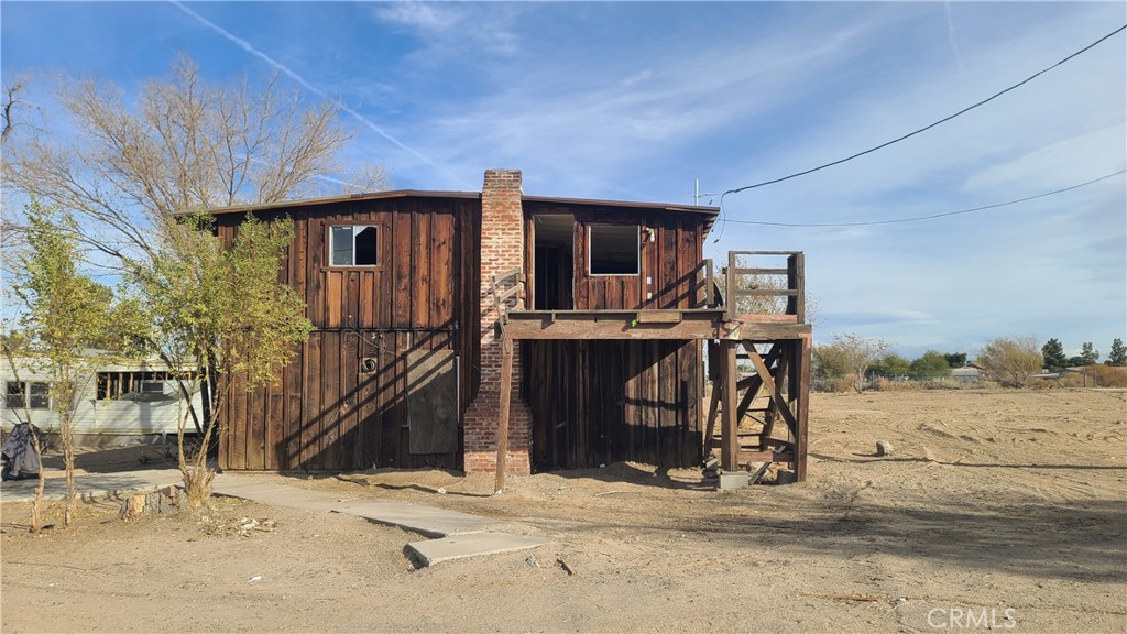 4283 4285 Smoke Tree Road