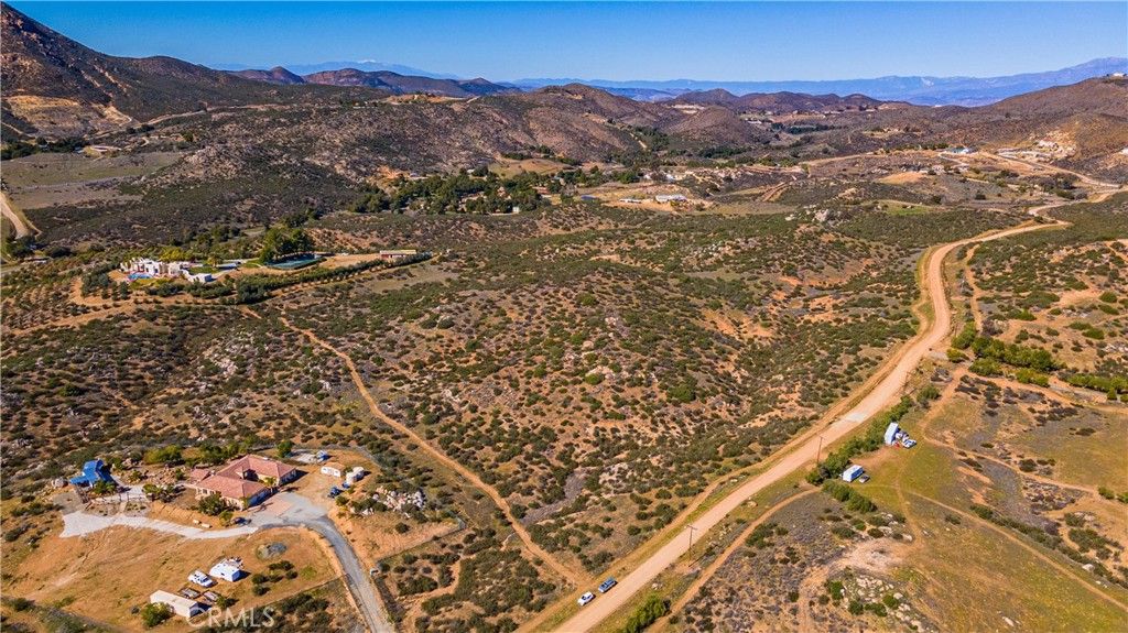 listing image 130722380605360647784