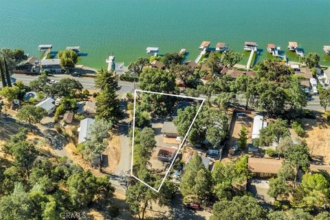 A home in Clearlake Oaks