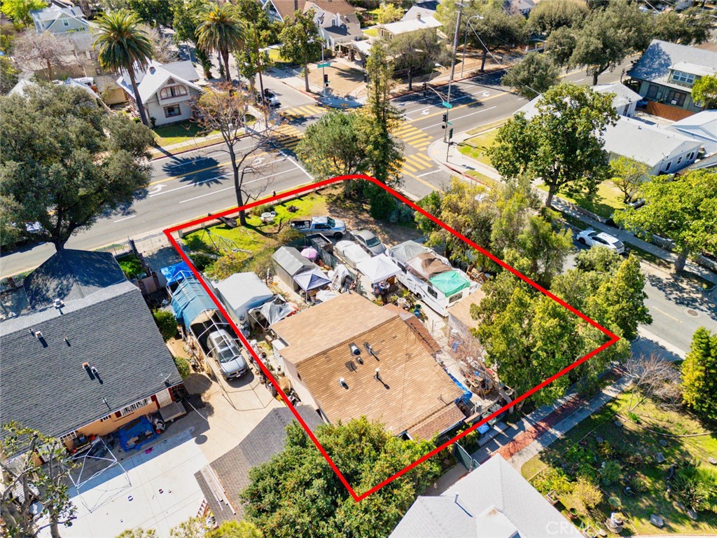 708 N El Molino Avenue