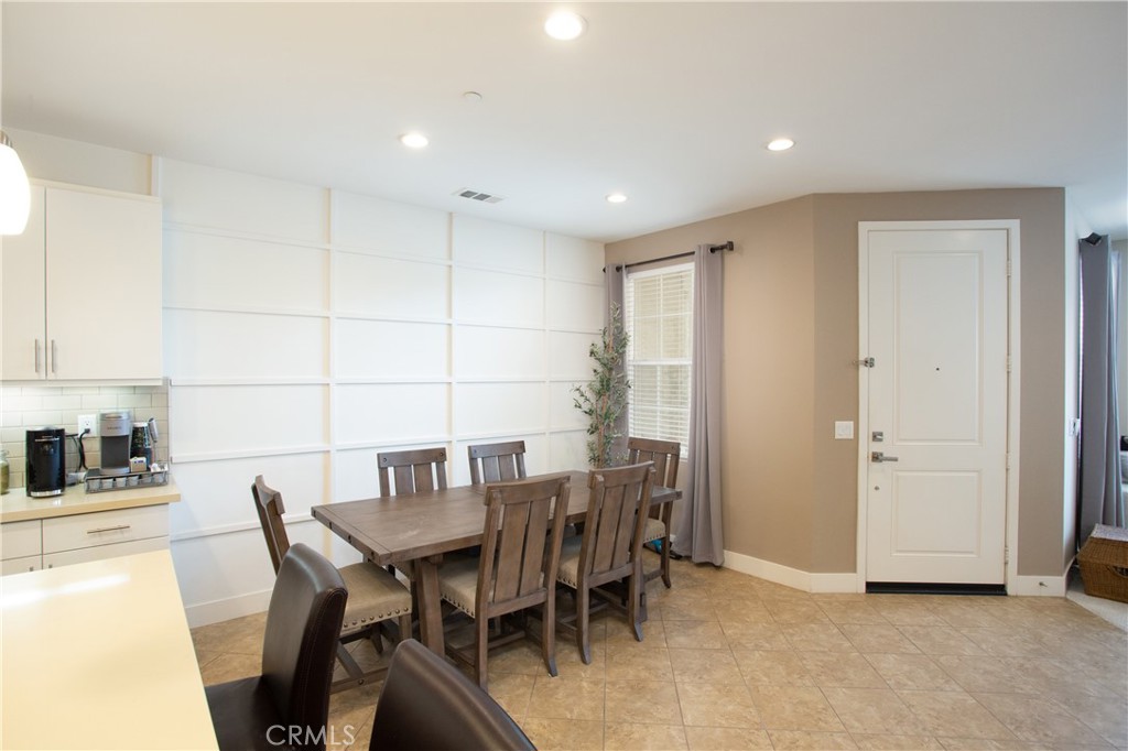 16 Fenix Street
