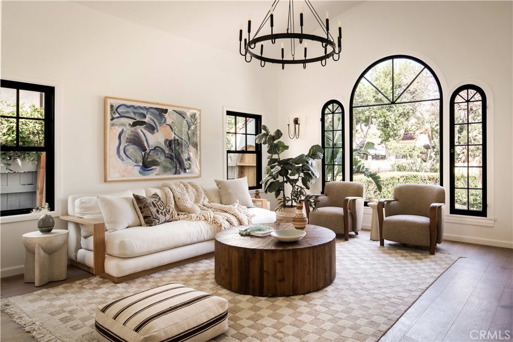 View Los Angeles, CA 90039 house
