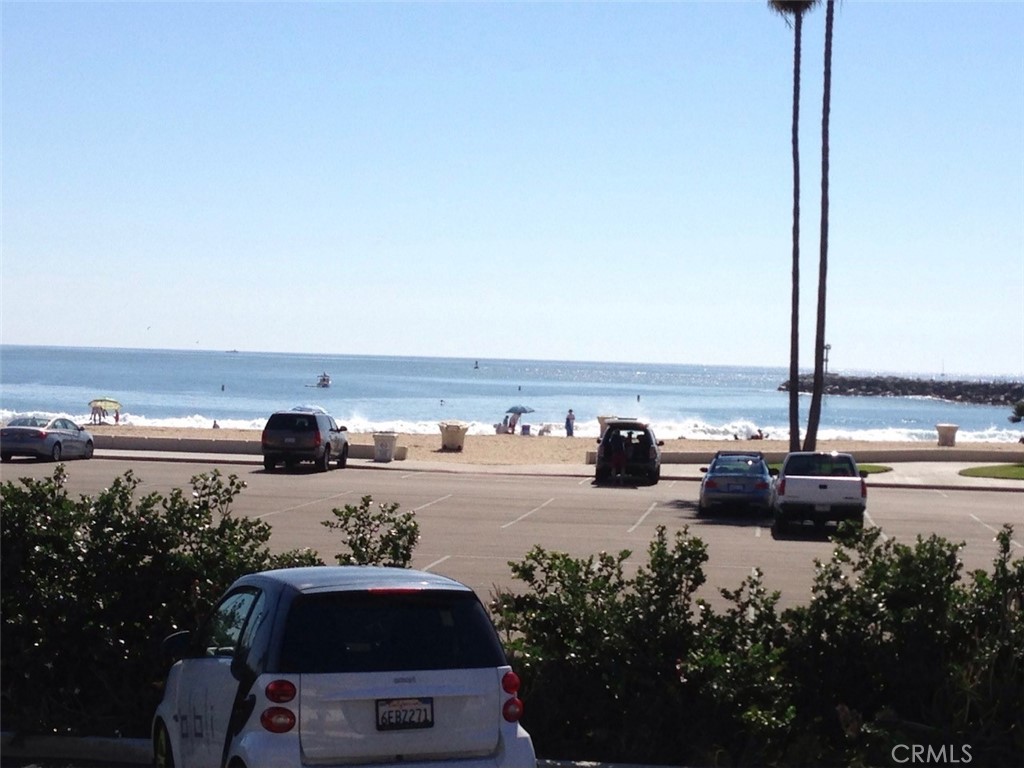 Corona del Mar South of PCH (CDMS) - Residential Income