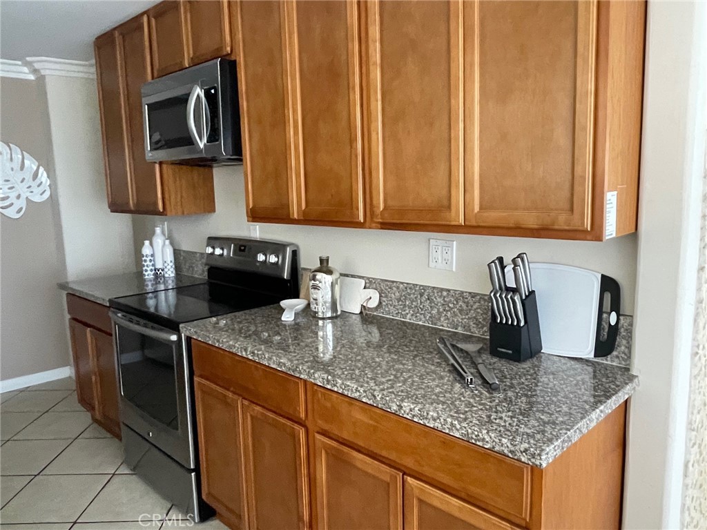 Corona del Mar South of PCH (CDMS) - Residential Income