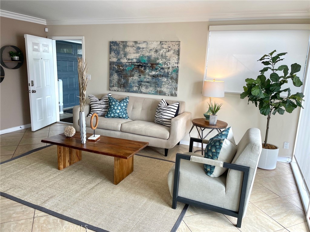 Corona del Mar South of PCH (CDMS) - Residential Income