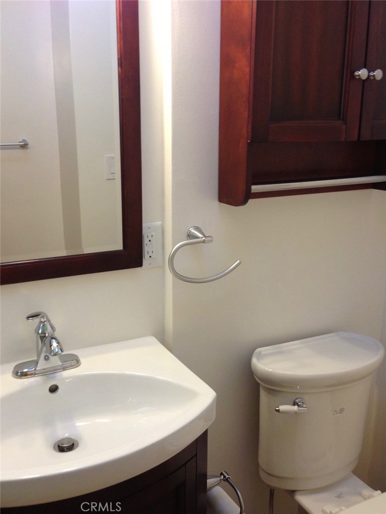 Corona del Mar South of PCH (CDMS) - Residential Income