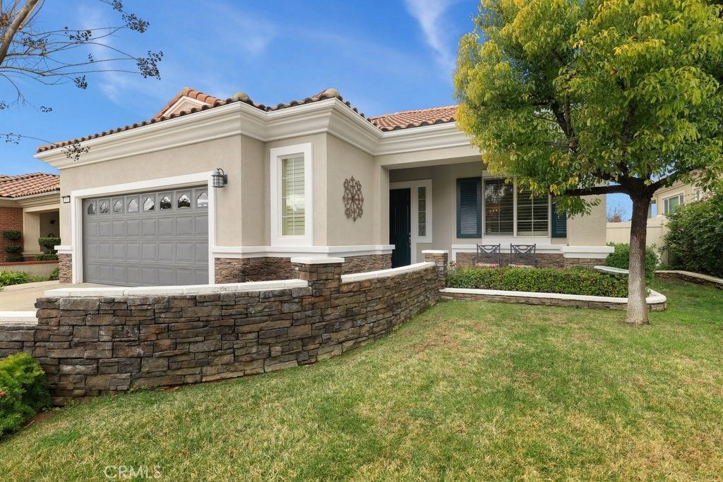 listing image 130724493918939401036