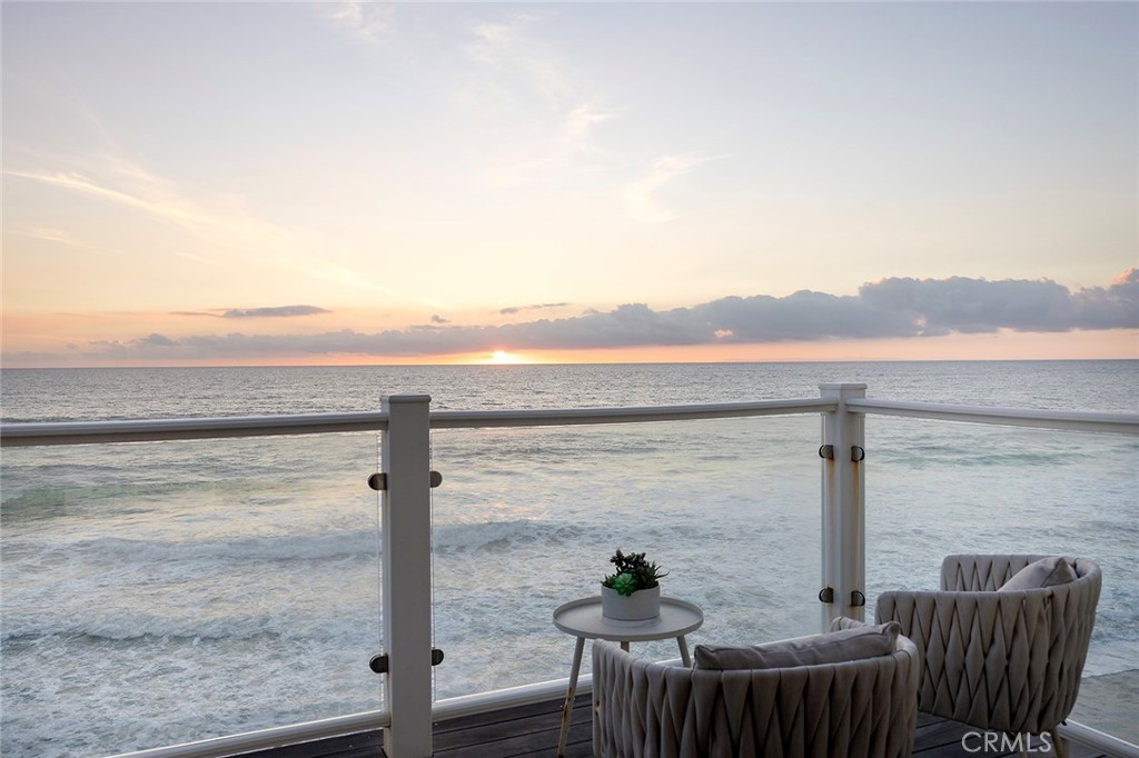 Beach Road Custom (BR) - Residential