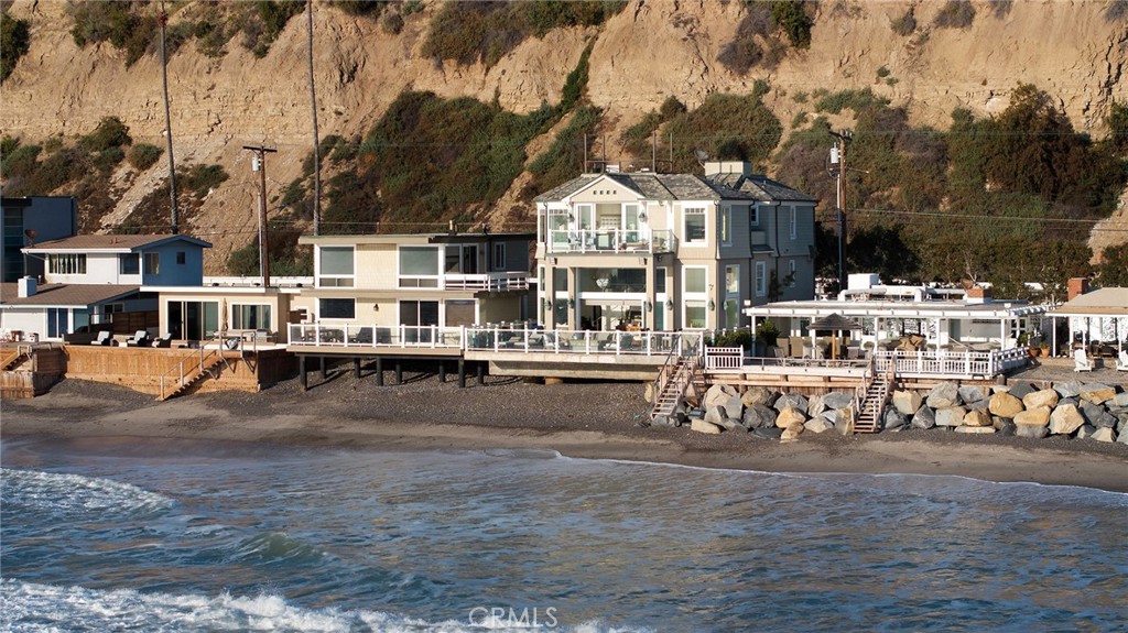 Beach Road Custom (BR) - Residential