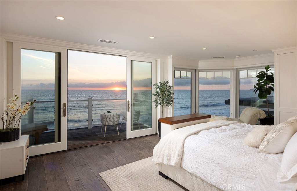 Beach Road Custom (BR) - Residential