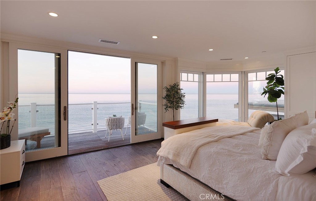 Beach Road Custom (BR) - Residential