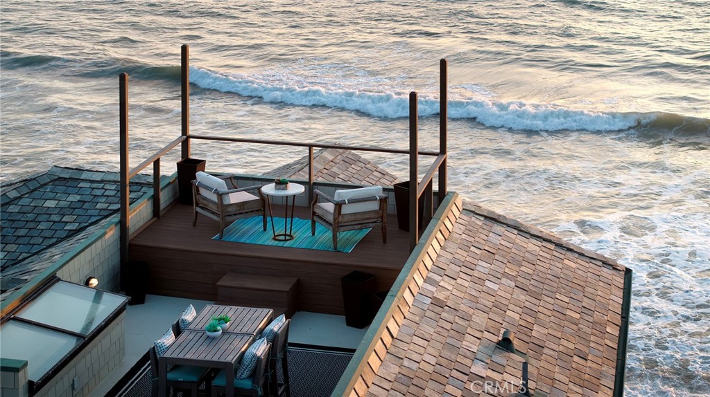 Beach Road Custom (BR) - Residential
