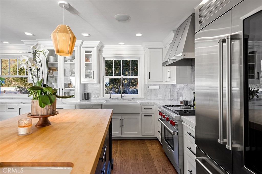 Beach Road Custom (BR) - Residential