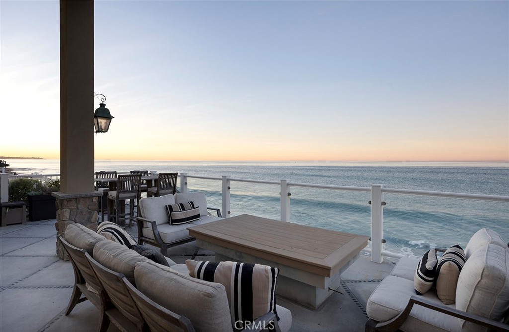 Beach Road Custom (BR) - Residential