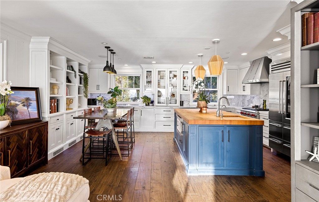 Beach Road Custom (BR) - Residential