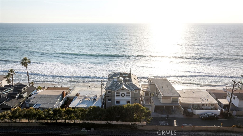Beach Road Custom (BR) - Residential