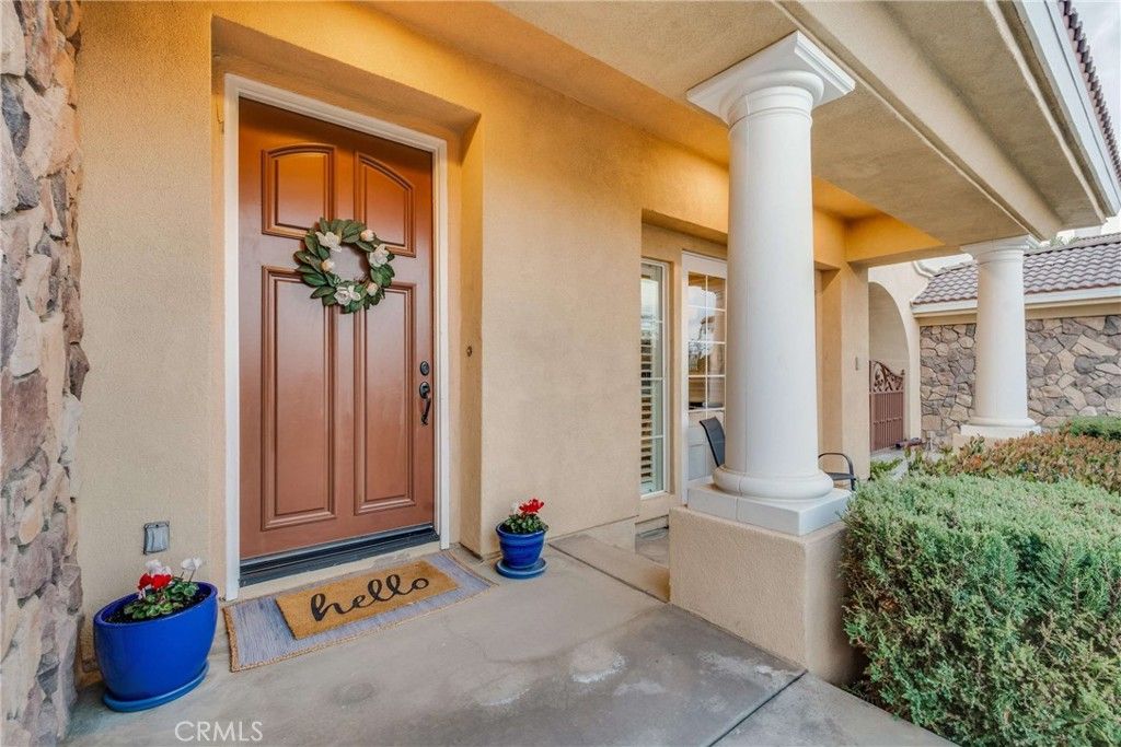 listing image 130725565846501466595