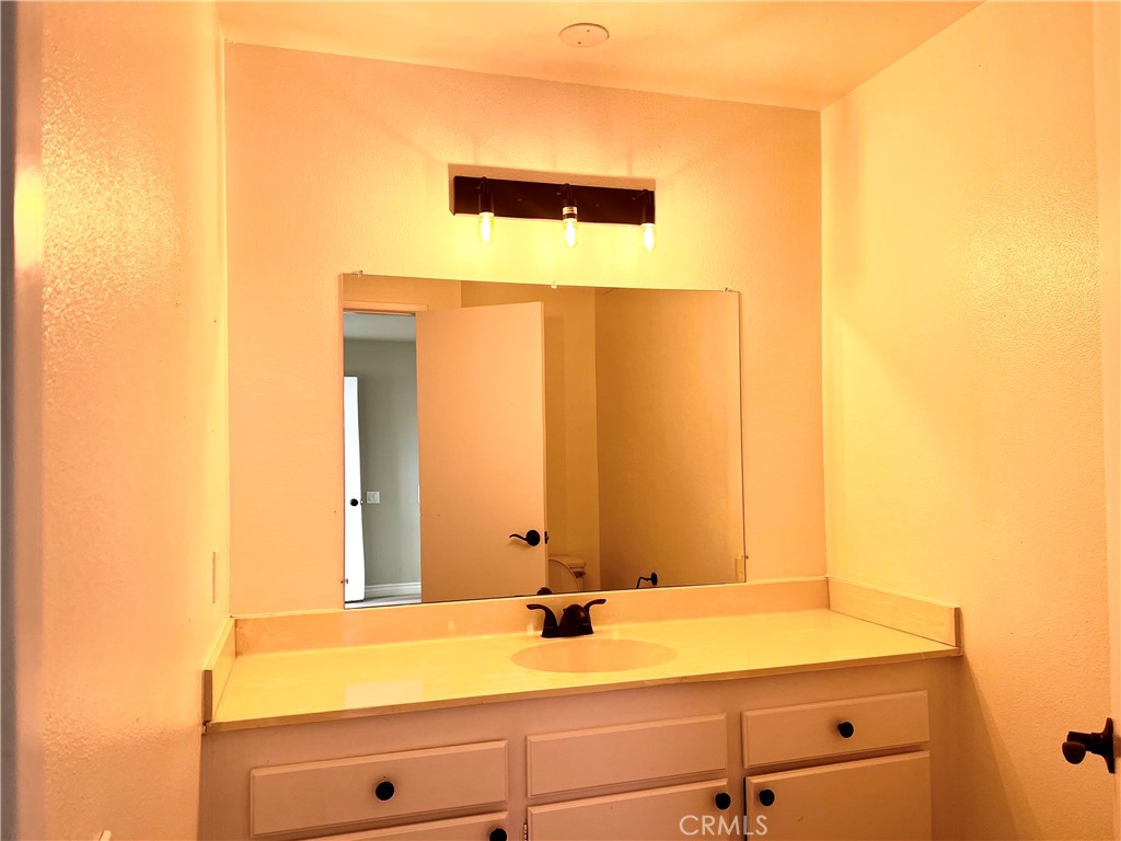Photo 10 of 29 of 23431 Caminito Partida 197 condo