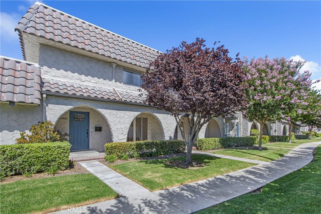 listing image 130723703013975325869