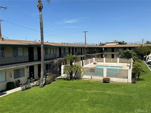 11801 Lakewood Boulevard Downey CA 90241