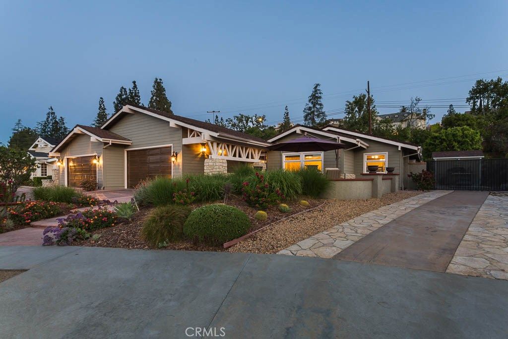 listing image 130721755957325963160